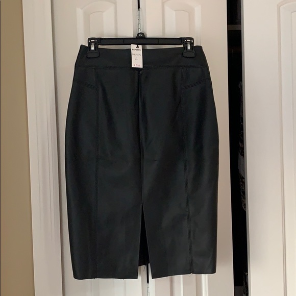 EXPRESS Leather skirt NEW never worn - Picture 2 of 3